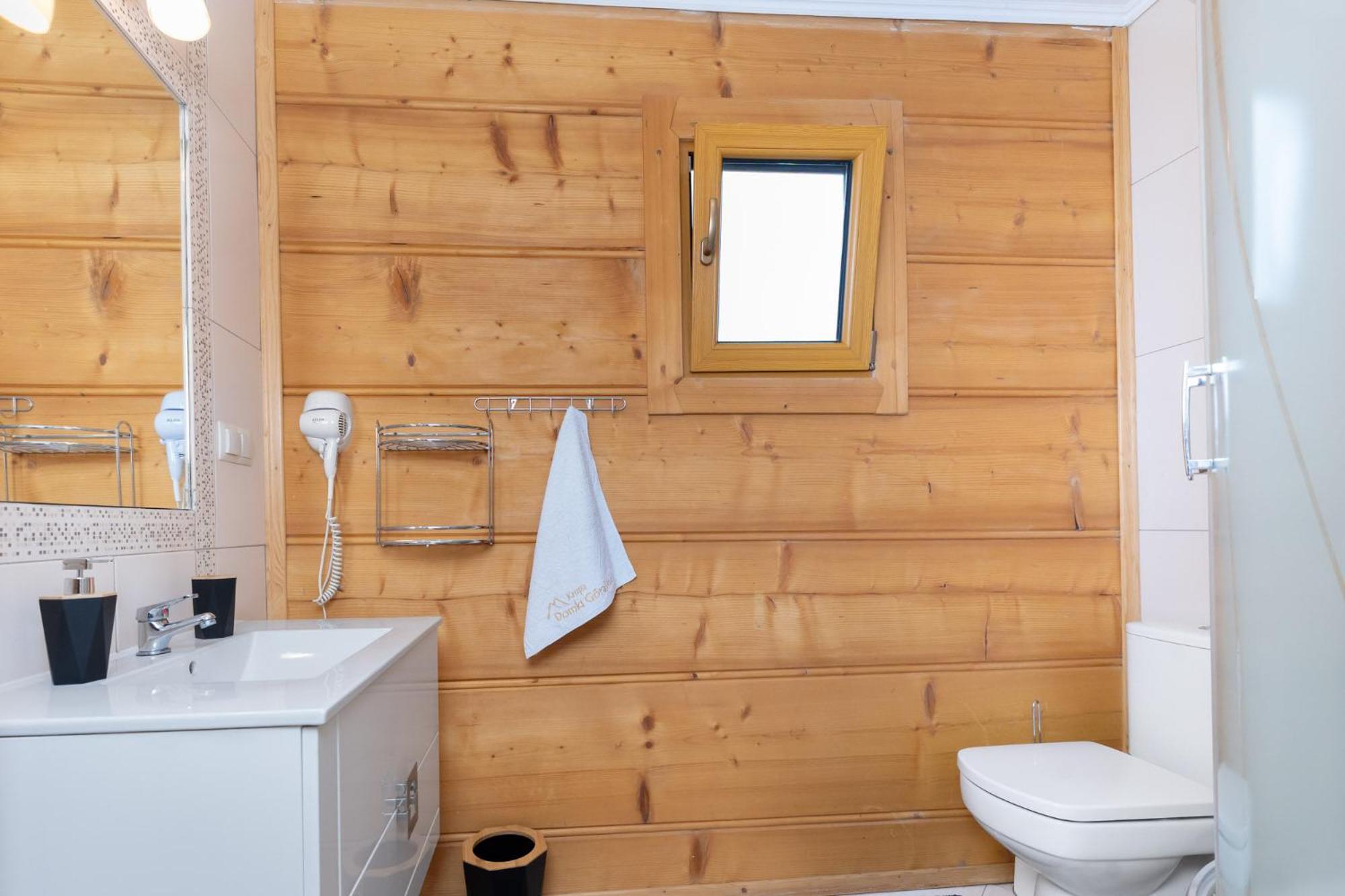 Domki I Apartamenty Krupa Ciche Z Jacuzzi ザコパネ エクステリア 写真