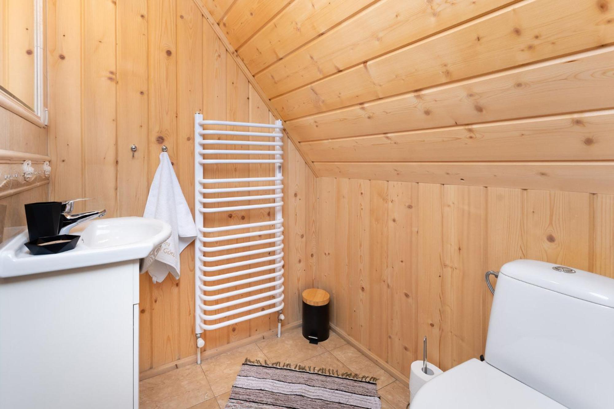 Domki I Apartamenty Krupa Ciche Z Jacuzzi ザコパネ エクステリア 写真